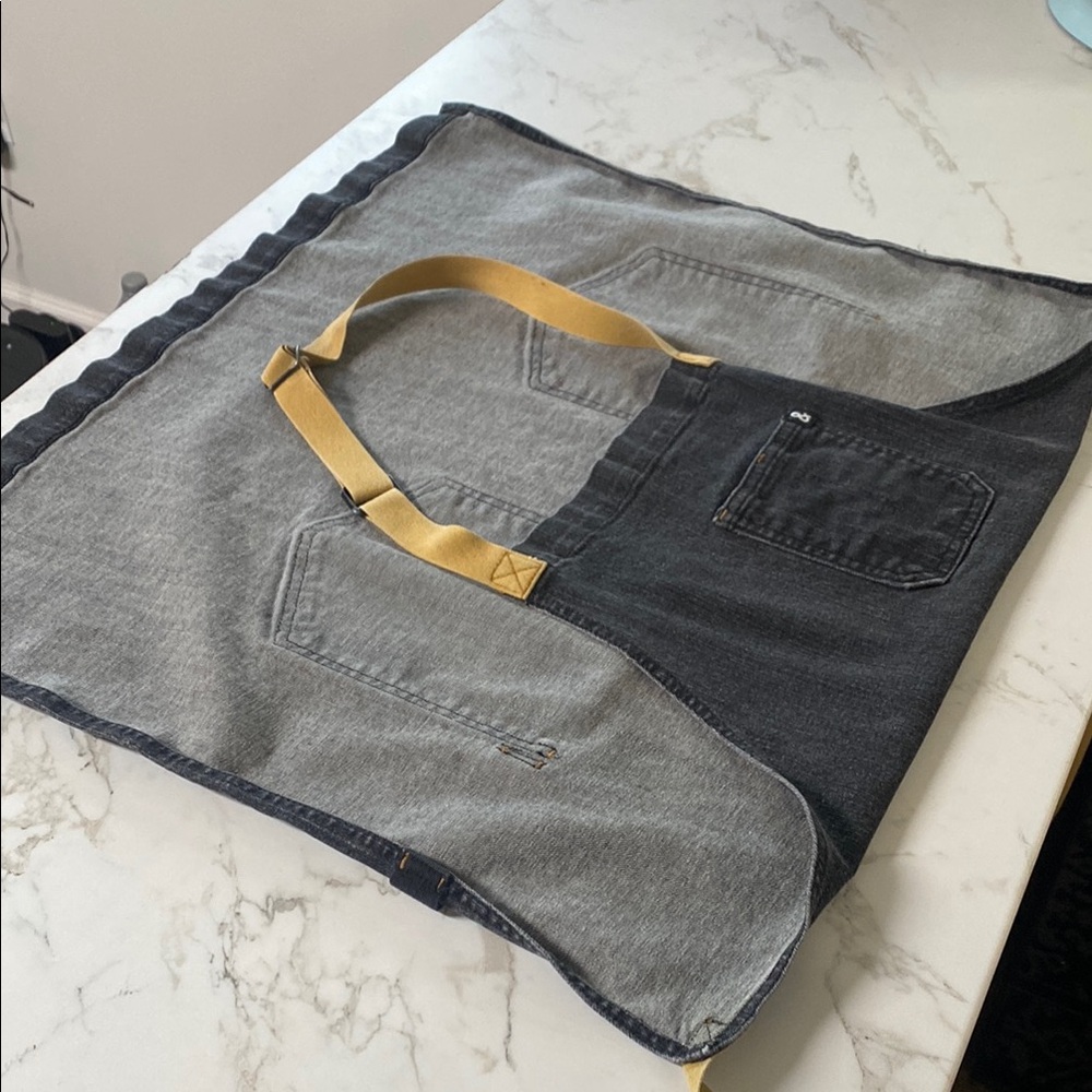 Hedley & Bennett Apron